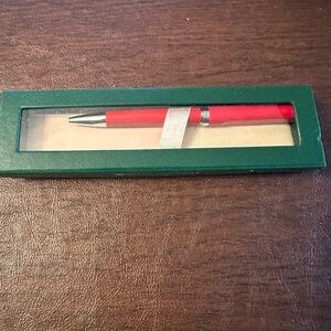 NWT Monteverde Pen